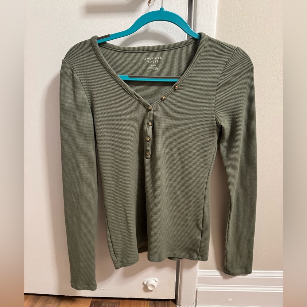 American Eagle Outfitters Olive Long Sleeve Top